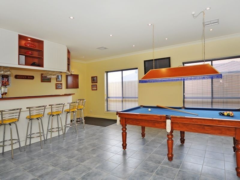 76 Britannia Parade, Hindmarsh Island SA 5214