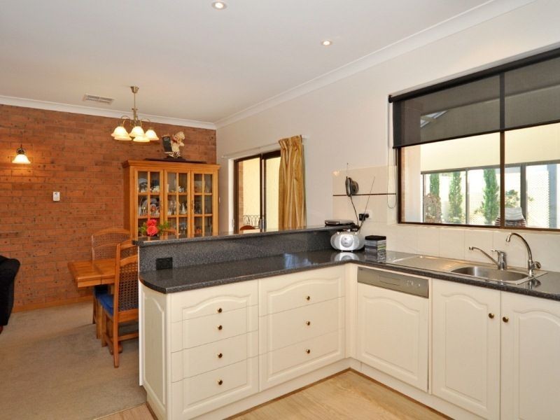 4 Lewis Street, Goolwa SA 5214