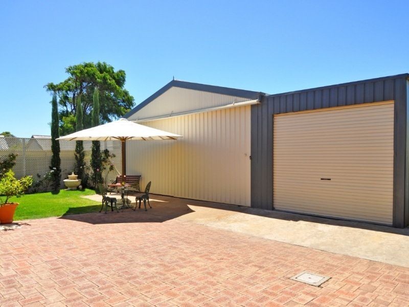 4 Lewis Street, Goolwa SA 5214