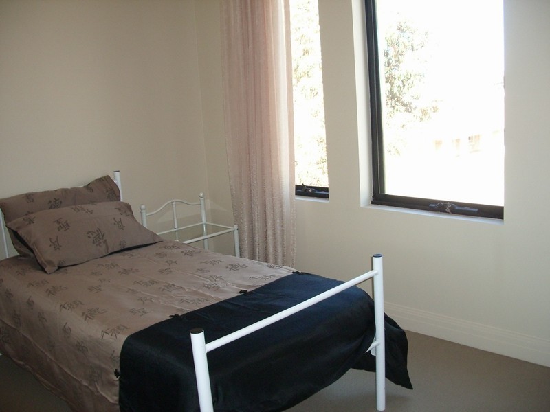 38 Seaview Road, Victor Harbor SA 5211