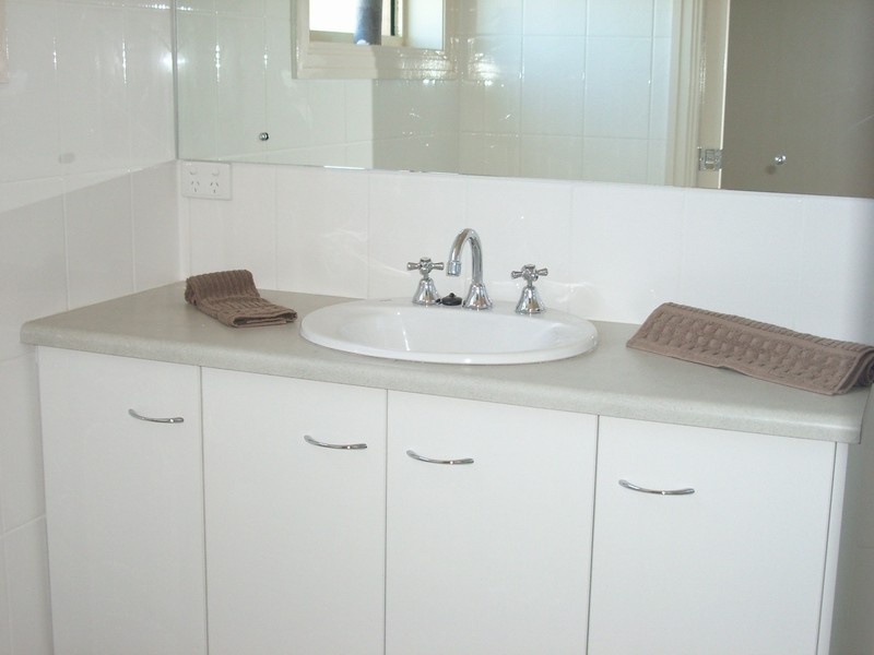 38 Seaview Road, Victor Harbor SA 5211