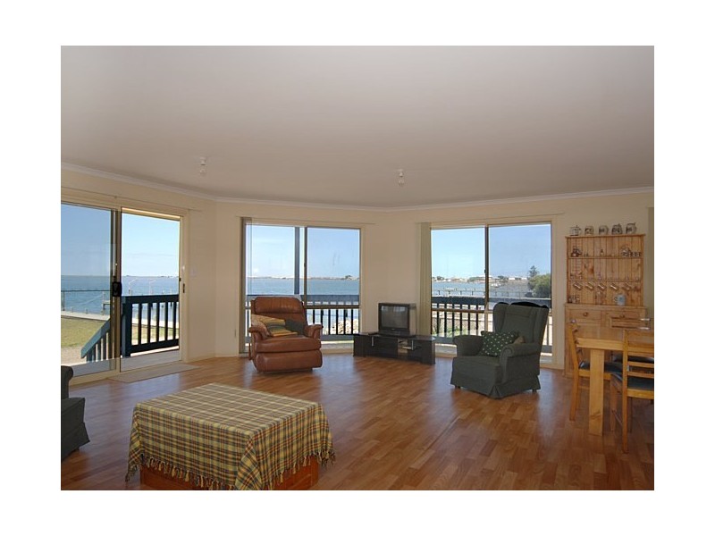 51 Mundoo Channel Drive, Hindmarsh Island SA 5214