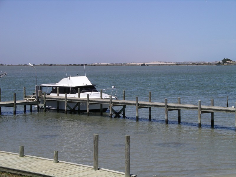 51 Mundoo Channel Drive, Hindmarsh Island SA 5214
