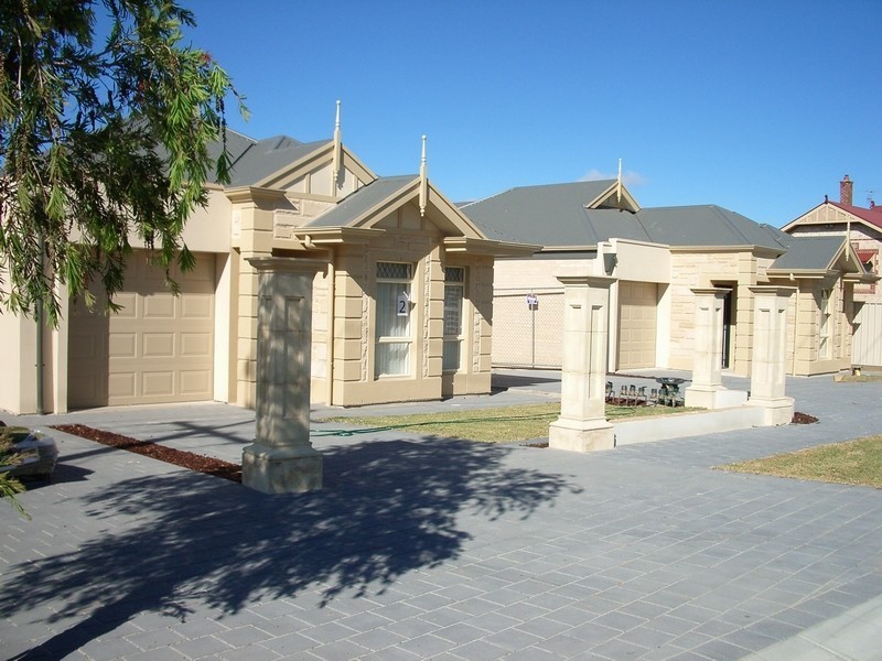 27 Seaview Road, Victor Harbor SA 5211