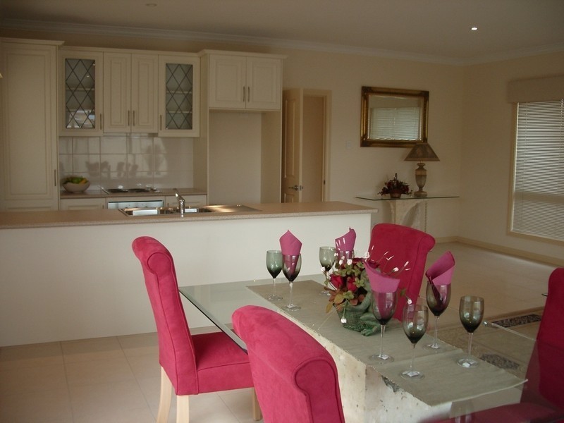 27 Seaview Road, Victor Harbor SA 5211