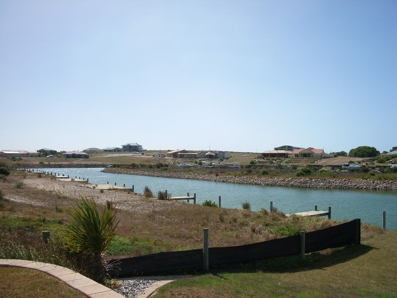61 Wentworth Parade, Hindmarsh Island SA 5214