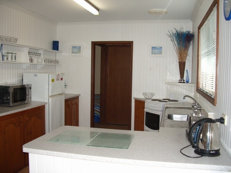 17 Hero Avenue, Middleton SA 5213