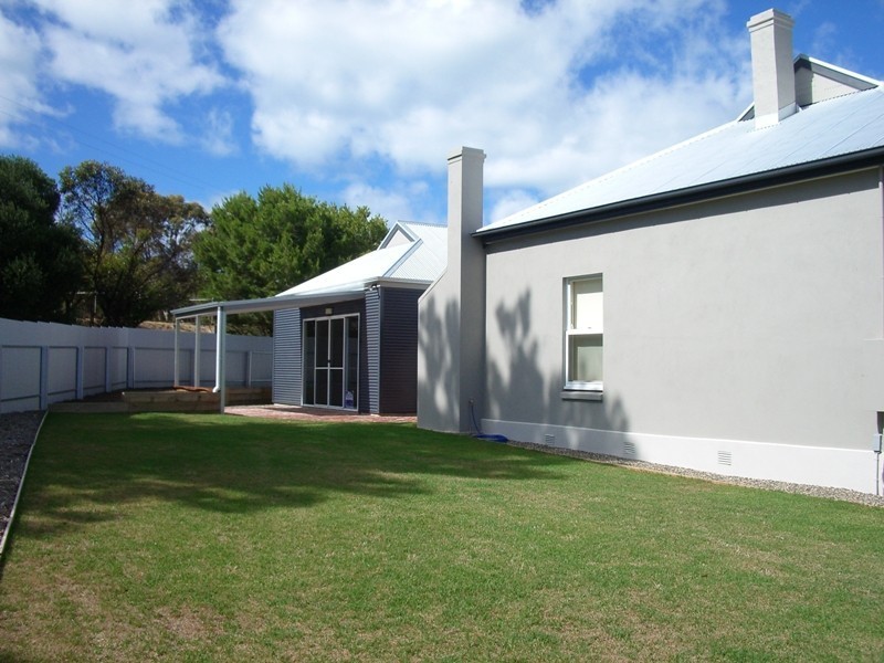 7 Henry Street, Port Elliot SA 5212