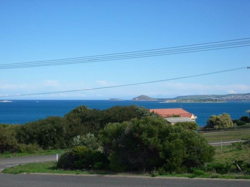 6 & 6A Seaview Road, Port Elliot SA 5212