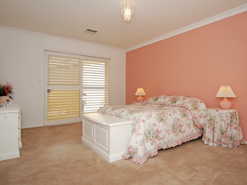 93 Captain Sturt Parade, Hindmarsh Island SA 5214