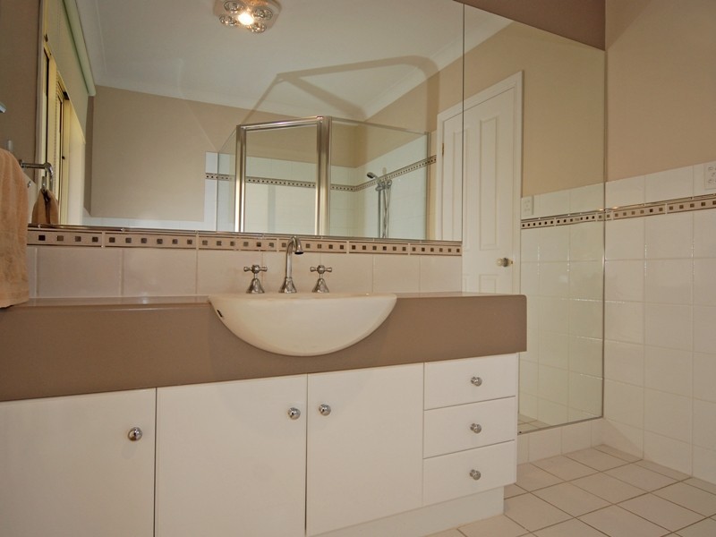 93 Captain Sturt Parade, Hindmarsh Island SA 5214