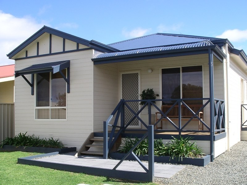 6 Moore Street, Goolwa SA 5214