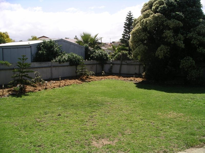 8 Kightley Road, Goolwa Beach SA 5214