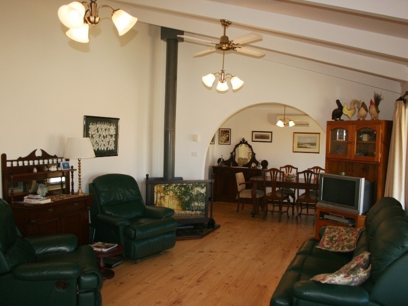 70 Edison Street, Hindmarsh Island SA 5214