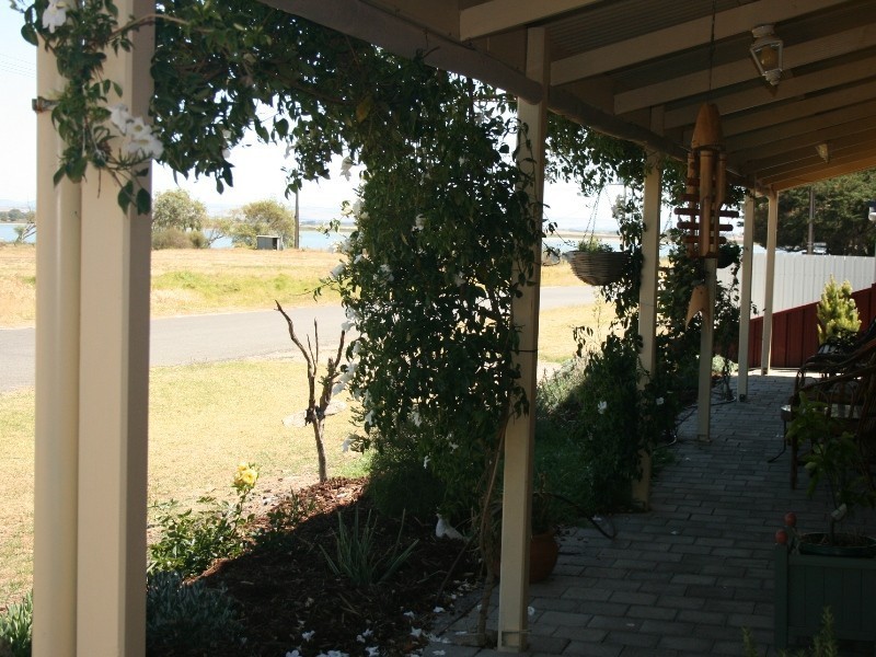 70 Edison Street, Hindmarsh Island SA 5214