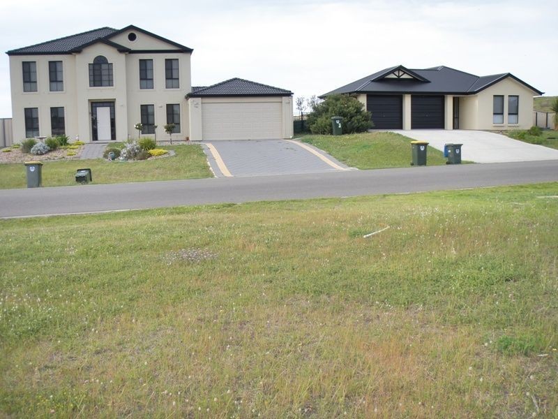 127 Excelsior Parade, Hindmarsh Island SA 5214