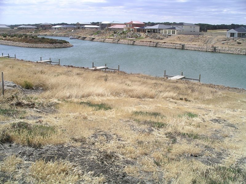 22 & 24 Britannia Parade, Hindmarsh Island SA 5214