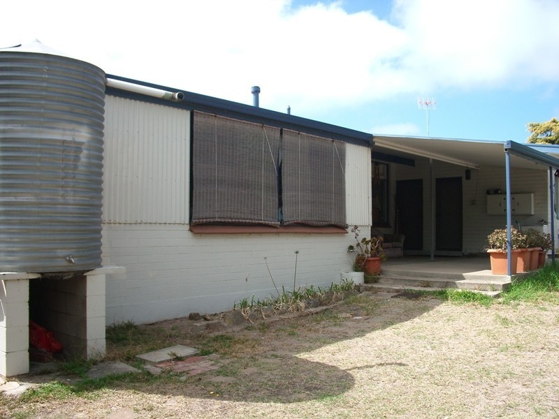 5 Oakham Street, Encounter Bay SA 5211