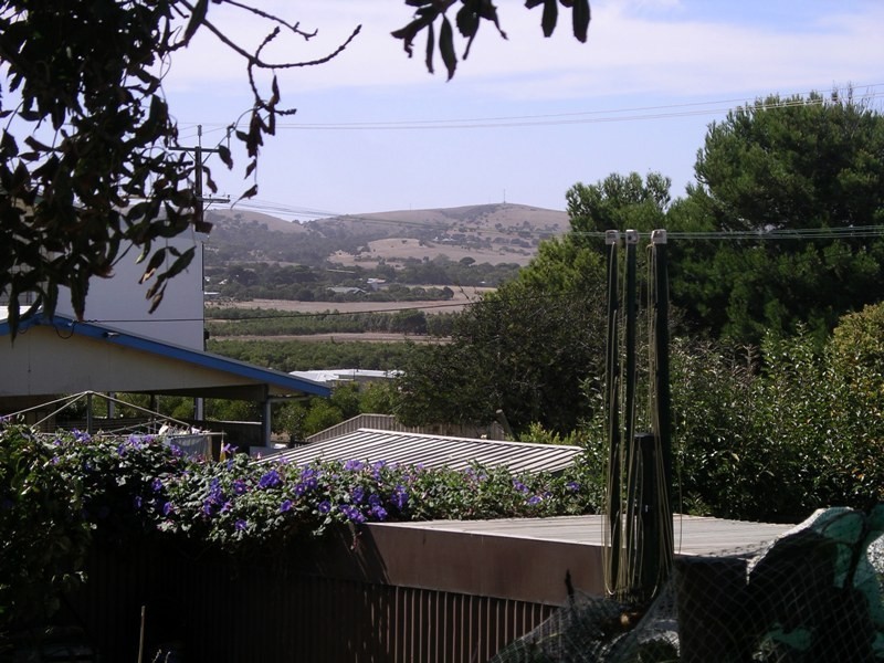 90 Albatross Avenue, Hayborough SA 5211