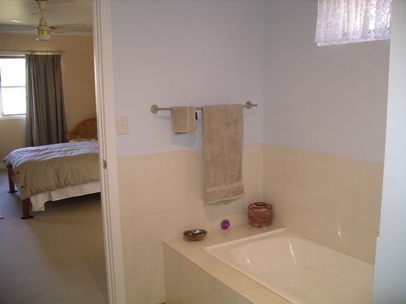 90 Albatross Avenue, Hayborough SA 5211