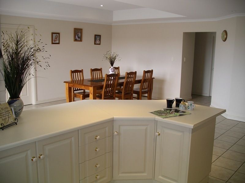 114 Excelsior Parade, Hindmarsh Island SA 5214