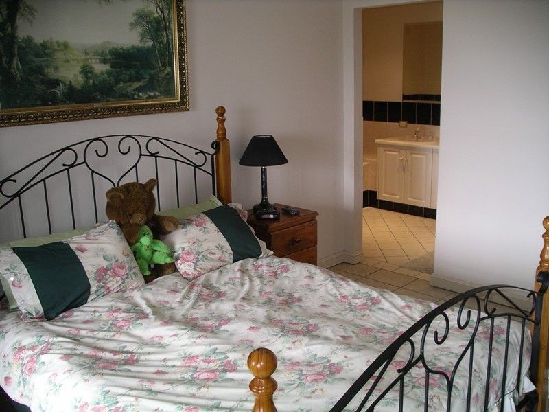 114 Excelsior Parade, Hindmarsh Island SA 5214