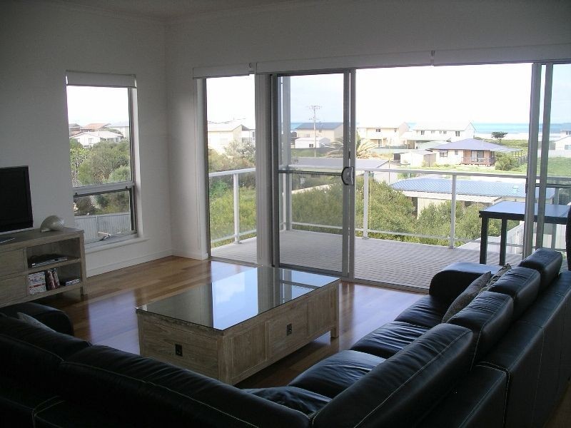 61 Hero Avenue, Middleton SA 5213