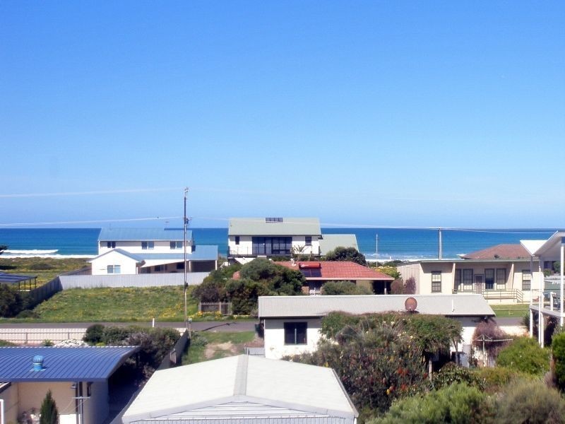 61 Hero Avenue, Middleton SA 5213