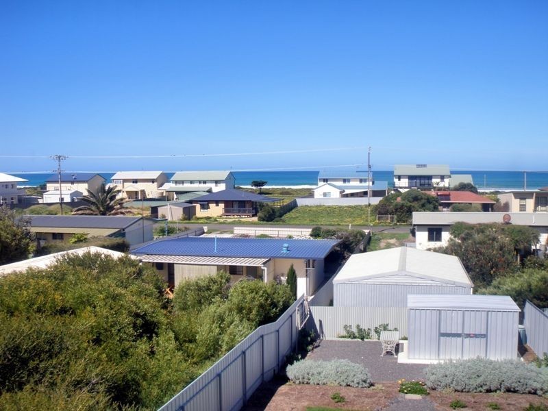 61 Hero Avenue, Middleton SA 5213