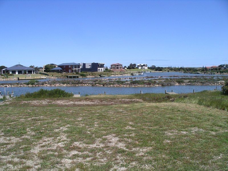 109 Wentworth Parade, Hindmarsh Island SA 5214