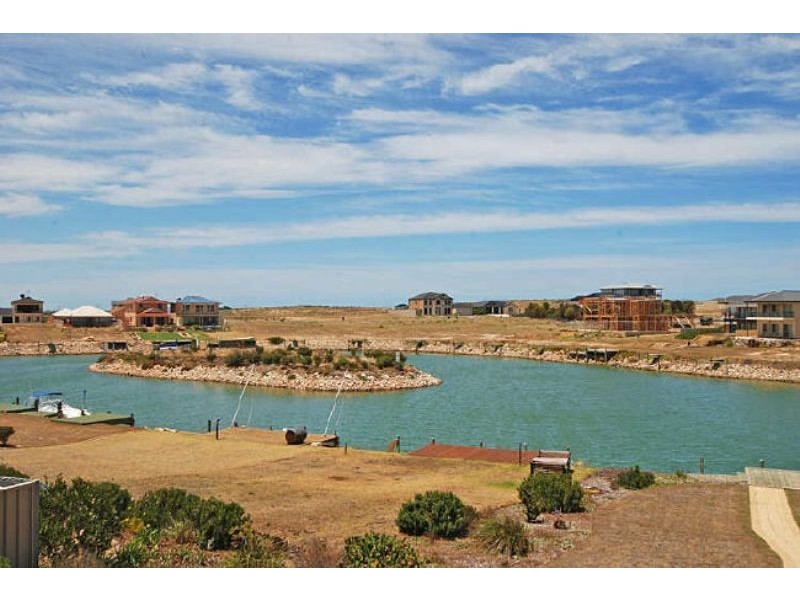 23 Britannia Parade, Hindmarsh Island SA 5214