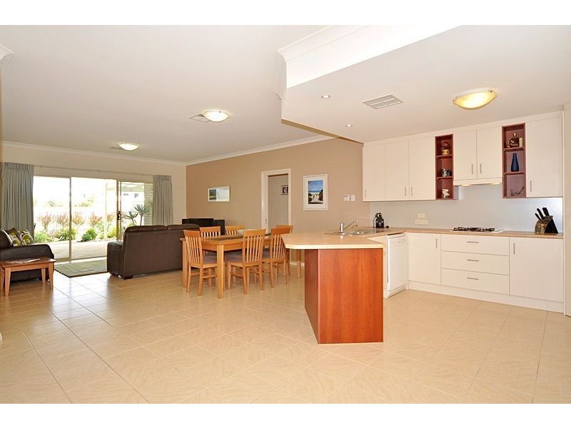 3 Providence Place, Hindmarsh Island SA 5214