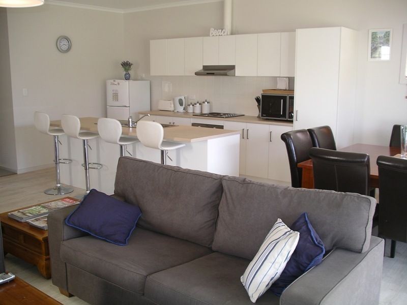 14 Knight Street, Goolwa Beach SA 5214