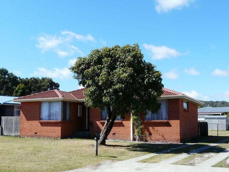 8 Grachan Avenue, George Town TAS 7253