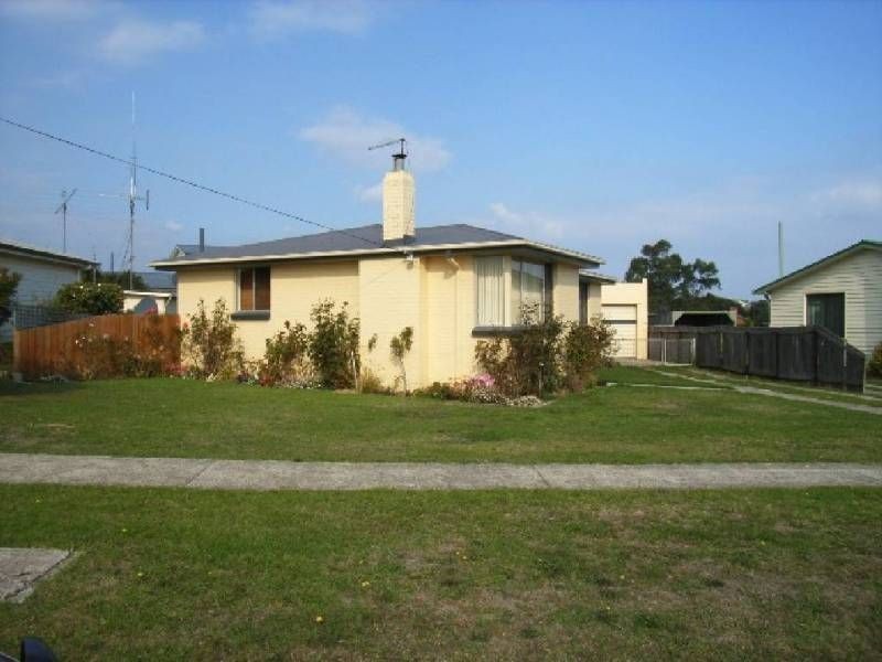 18 Adelaide Street, George Town TAS 7253