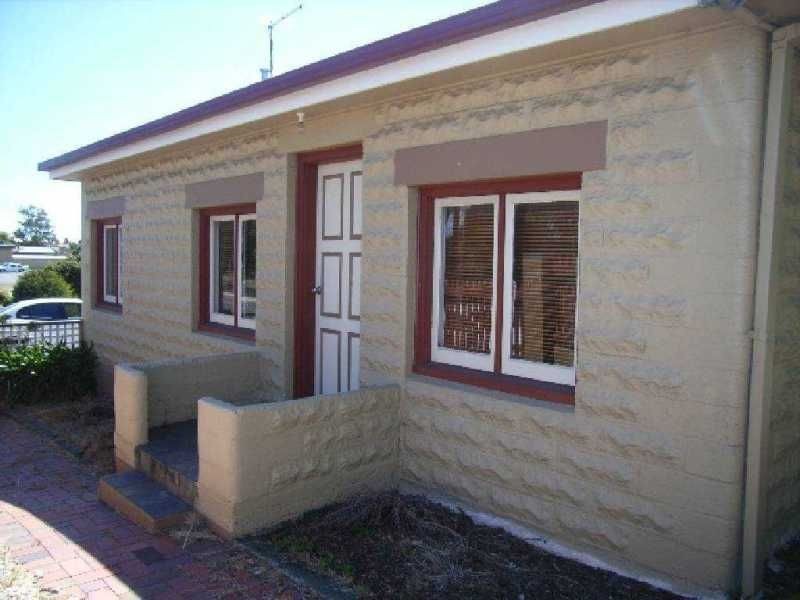 17 Main Road, George Town TAS 7253