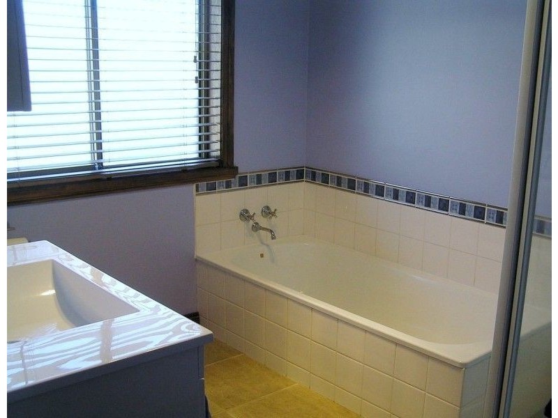 17 White St, George Town TAS 7253