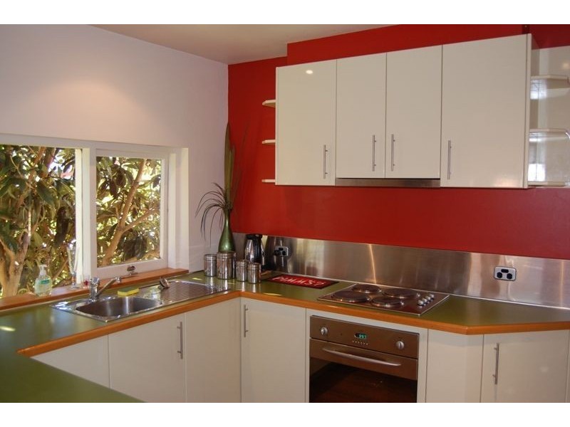 17 Main Road, George Town TAS 7253