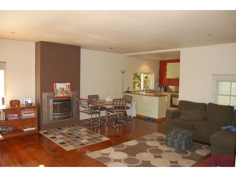 17 Main Road, George Town TAS 7253