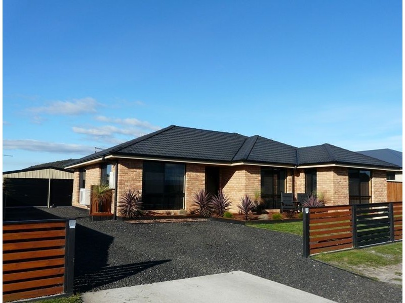 3 Illusion Way, George Town TAS 7253
