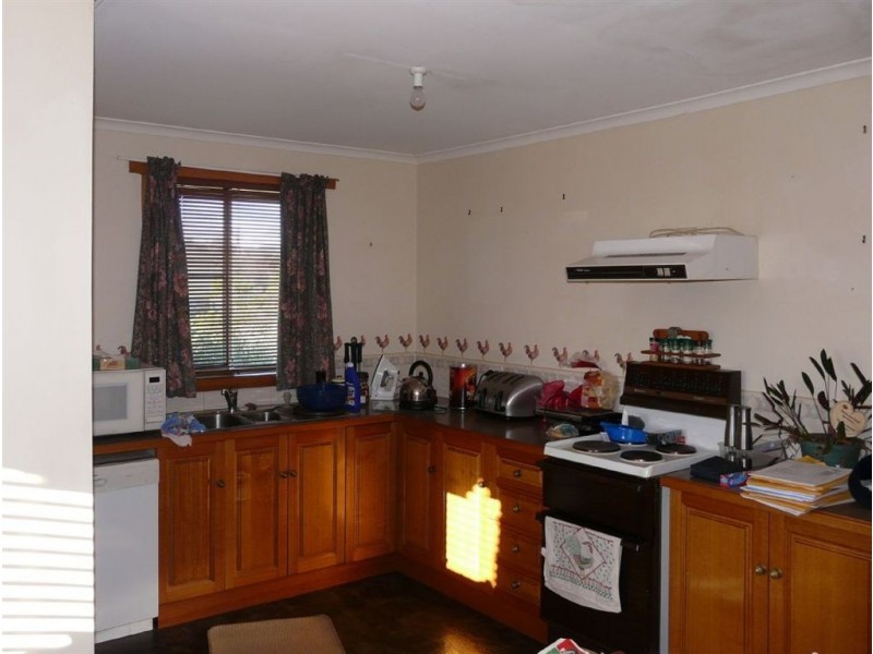 11 Gee Avenue, George Town TAS 7253