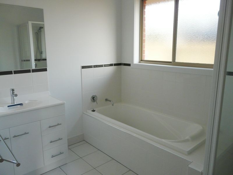 9 Warburton Road, George Town TAS 7253