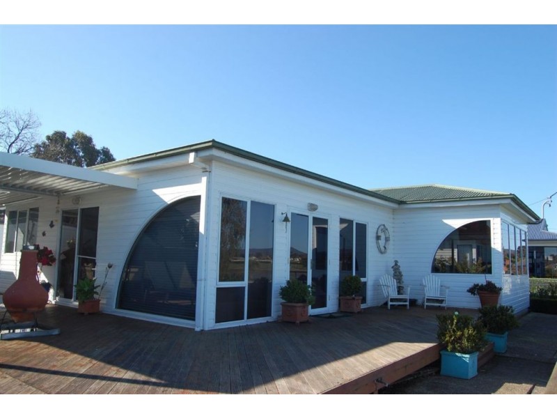 4 Esplanade North, George Town TAS 7253