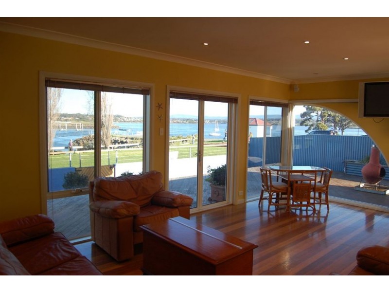 4 Esplanade North, George Town TAS 7253