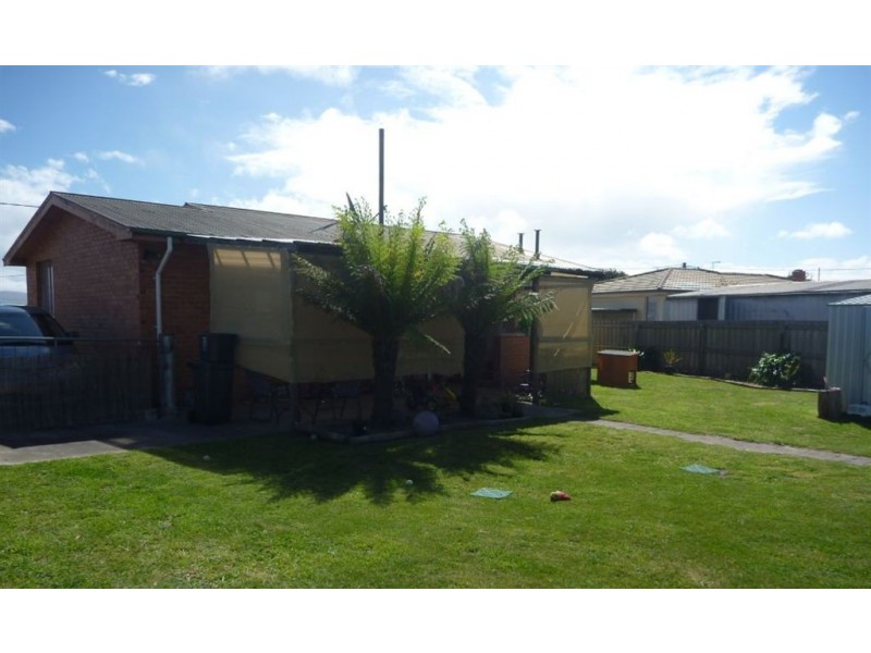 2 Harris Crescent, George Town TAS 7253