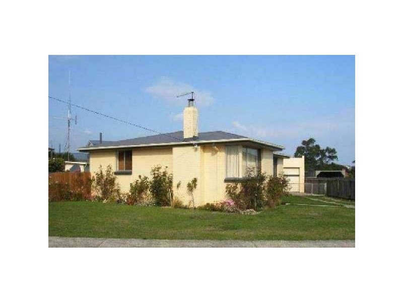 18 Adelaide Street, George Town TAS 7253