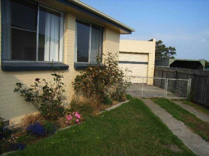 18 Adelaide Street, George Town TAS 7253