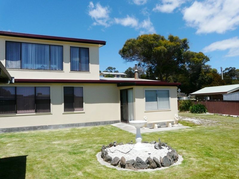46 Hurst Street, Lulworth TAS 7252