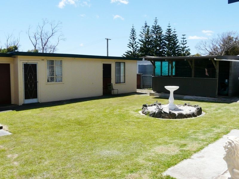46 Hurst Street, Lulworth TAS 7252