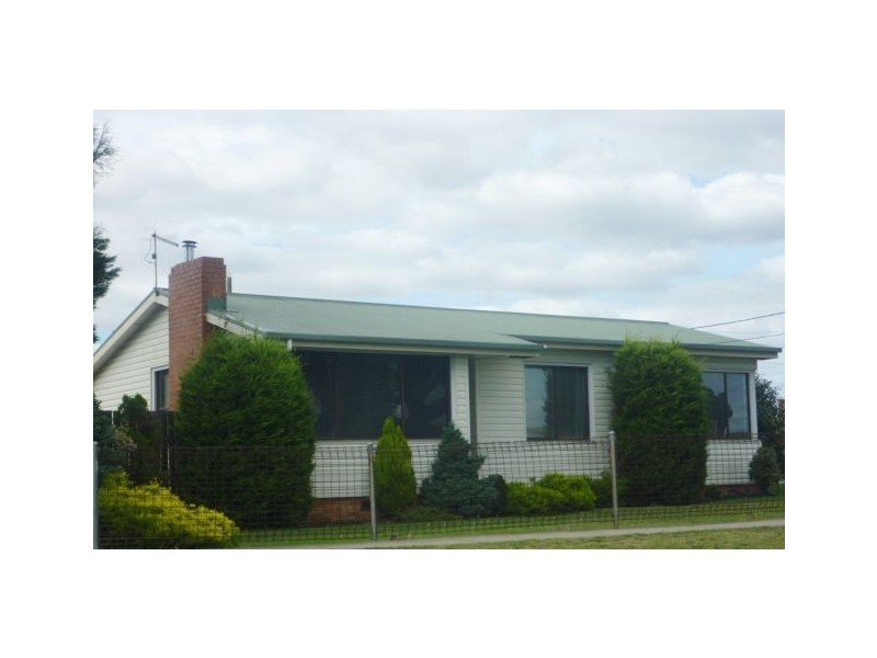 4 Adams Street, George Town TAS 7253